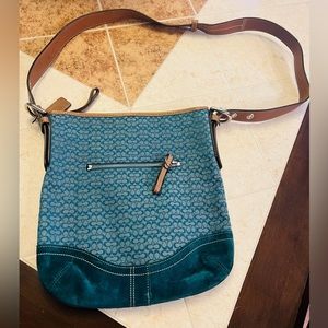 Vintage Coach Blue Jacquard Crossbody Bag suede brown leather trim F10944B